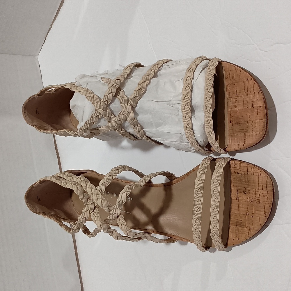 Donald Pliner Wooden Kitten Heel Cork Detailed Braided Strap Sandals Size 9N